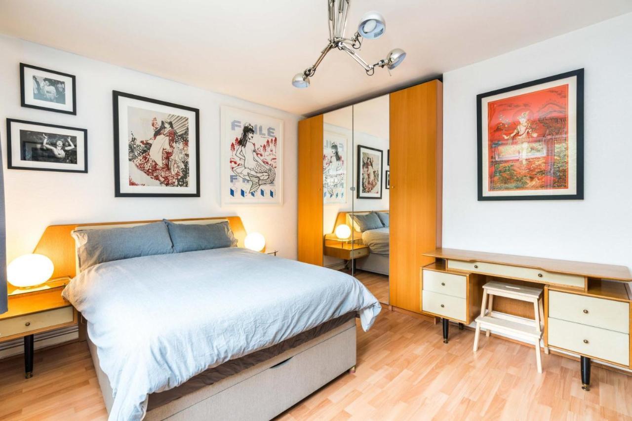 Super 1 Bed Flat Hoxton Zone 1 * Londen